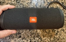 Alto-falante Portátil Bluetooth JBL Flip 4 - Preto (JBLFLIP4BLK) TESTADO E FUNCIONANDO comprar usado  Enviando para Brazil