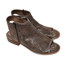 Sofft nalda sandals for sale  Centralia