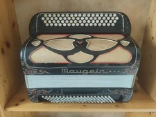 Magnifique accordéon maugein d'occasion  Montmorot