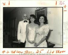 1989 Press Photo Eddie, Nicole e Janet Brignac na festa de estreia - noa46584 comprar usado  Enviando para Brazil
