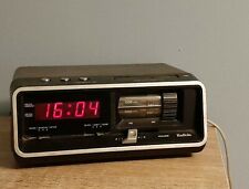 Radio réveil vintage d'occasion  Nogent-sur-Seine