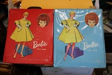 Lote Vintage Estojo de Boneca Barbie Vermelho Azul Mattel 1963 comprar usado Lote Vintage Estojo de Boneca Barbie Vermelho Azul Mattel 1963 comprar usado  Enviando para Brazil