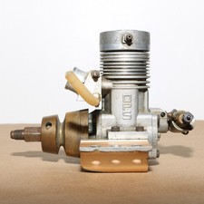 Motor de barco antigo OPS 60 Marine R/C (COMO ESTÁ - NÃO TESTADO - PARA PEÇAS / REPAROS) comprar usado Motor de barco antigo OPS 60 Marine R/C (COMO ESTÁ - NÃO TESTADO - PARA PEÇAS / REPAROS) comprar usado  Enviando para Brazil