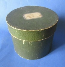 Petit boite chapeau d'occasion Petit boite chapeau d'occasion  Mussidan