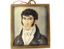 Piccola Miniatura Dipinta Ritratto Gentiluomo Ricamo Iniziali Impero XIX comprar usado  Enviando para Brazil