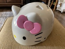 Capacete multiesportivo Bell Sanrio Hello Kitty 3D 52-54 cm criança idade 5-8 RARO, usado comprar usado  Enviando para Brazil