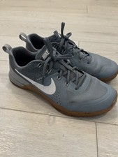 Nike metcon wolf d'occasion  Expédié en Belgium