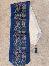 Corredor de mesa padrão asiático 70 x 12 com borlas forradas de ouro azul comprar usado  Enviando para Brazil