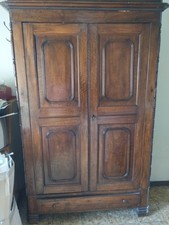 Antico grande armadio usato  Torino
