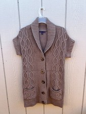 Gap women sleeveless for sale  Sacramento