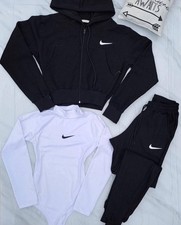 Nike tuta donna usato  Rimini