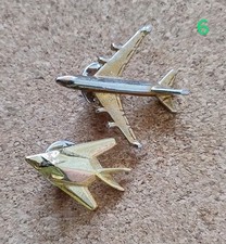Pin badges airplanes for sale  GREAT YARMOUTH