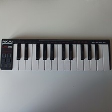 Akai lpk25 tastiera usato  Milano