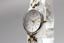 Relógio feminino "quase perfeito" Citizen Fill 5930-K18248CK prata quartzo do Japão comprar usado  Enviando para Brazil