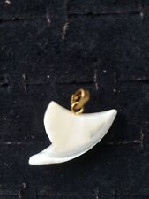 Pendentif dent requin d'occasion  Iguerande