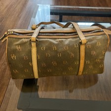 Bolsa de mão Dooney & Bourke barril vintage assinatura DB revestida PVC cinza comprar usado Bolsa de mão Dooney & Bourke barril vintage assinatura DB revestida PVC cinza comprar usado  Enviando para Brazil