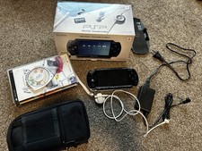 Lote Sony PSP 1001 com caixa original *leia a descrição* Testado Funciona comprar usado Lote Sony PSP 1001 com caixa original *leia a descrição* Testado Funciona comprar usado  Enviando para Brazil