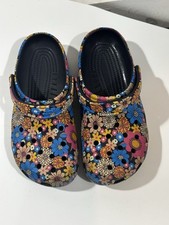 Crocs unissex floral clássico tamanco sandália sapatos masculinos tamanho 6/feminino tamanho 8 EUA C comprar usado  Enviando para Brazil