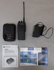 Rádio bidirecional portátil Motorola 16 canais HT750 P/N AAH25RDC9AA3ANFG comprar usado  Enviando para Brazil