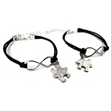 Bracciale infinito puzzle usato  Velletri