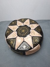 Moroccan leather pouf d'occasion  Expédié en Belgium