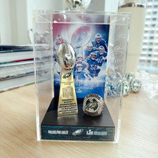 Troféu e anel 2018 Eag Championship com vitrine comprar usado  Enviando para Brazil