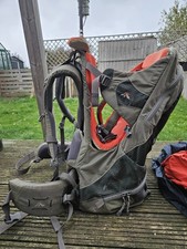 Macpac possum baby for sale Macpac possum baby for sale  BALDOCK