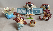Lot figurine taz d'occasion  Sotteville-lès-Rouen
