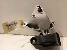 Support moteur 112323200r d'occasion  Dunkerque-