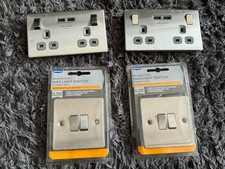 Gang usb wall for sale  GRIMSBY