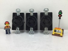 HBL2350 - HUBBELL - LOTE DE 3 PEÇAS! - SOQUETE DE BLOQUEIO DE TORÇÃO 20A 600V - *NOVO ESTOQUE ANTIGO!* comprar usado  Enviando para Brazil