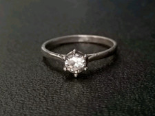 Ancienne bague solitaire d'occasion  Saint-Mammès