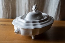 Antique moustiers white d'occasion  Expédié en Belgium