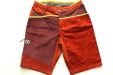 Pantaloncini ortovox uomo usato  Spedire a Italy