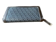 Carteira Dkny clutch prata fecho com zíper, usado comprar usado  Enviando para Brazil