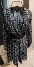 Elégante robe noir d'occasion  Lembach
