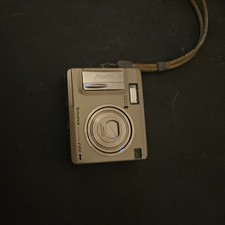 Fotocamera digitale fujifilm usato  Spedire a Italy