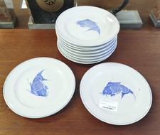 Lot assiettes porcelaine d'occasion  Yffiniac