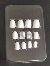 Unghie finte tinta usato Unghie finte tinta usato  Bitonto