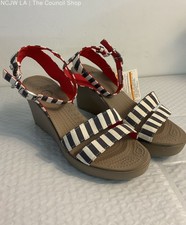 Nwt women crocs for sale  Los Angeles
