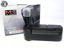 Meike battery grip usato  Arquata del Tronto