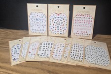 New. self adhesive d'occasion  Expédié en Belgium