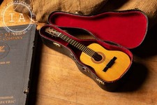 Guitarra Washburn Vintage Promocional Miniatura com Estojo comprar usado  Enviando para Brazil