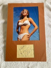 autograph mounts for sale  SAFFRON WALDEN