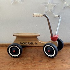 Antigo Radio Flyer Kids madeira de bordo passeio de 4 rodas em scooter EUA comprar usado  Enviando para Brazil