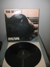 Beatles Tour Years Sixty Three- Sixty Six Two LP’s  NM/VG+ ENG 4001 Vintage comprar usado Beatles Tour Years Sixty Three- Sixty Six Two LP’s  NM/VG+ ENG 4001 Vintage comprar usado  Enviando para Brazil