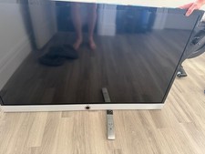 Loewe individual led400 for sale  LEATHERHEAD