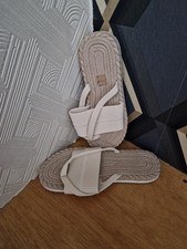 Toe post sandals for sale  MANCHESTER