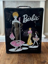 Vintage 1962 Mattel Boneca Barbie Roupeiro Estojo de Transporte com Gavetas Solo Spotlig comprar usado  Enviando para Brazil