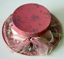 container hat box for sale  Lombard